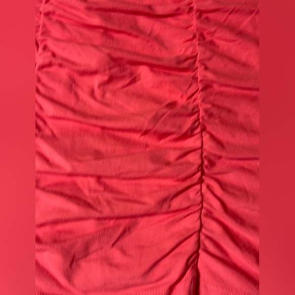 KENNETH COLE REACTION VIBRANT CORAL SHORT SLEEVE RUCHED TOP SIZE LARGE - Picture 7 of 8